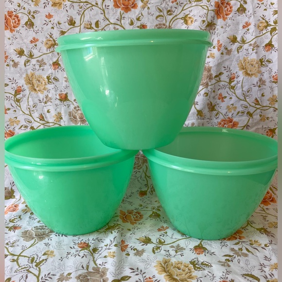 Vintage Tupperware - Picture 1 of 3
